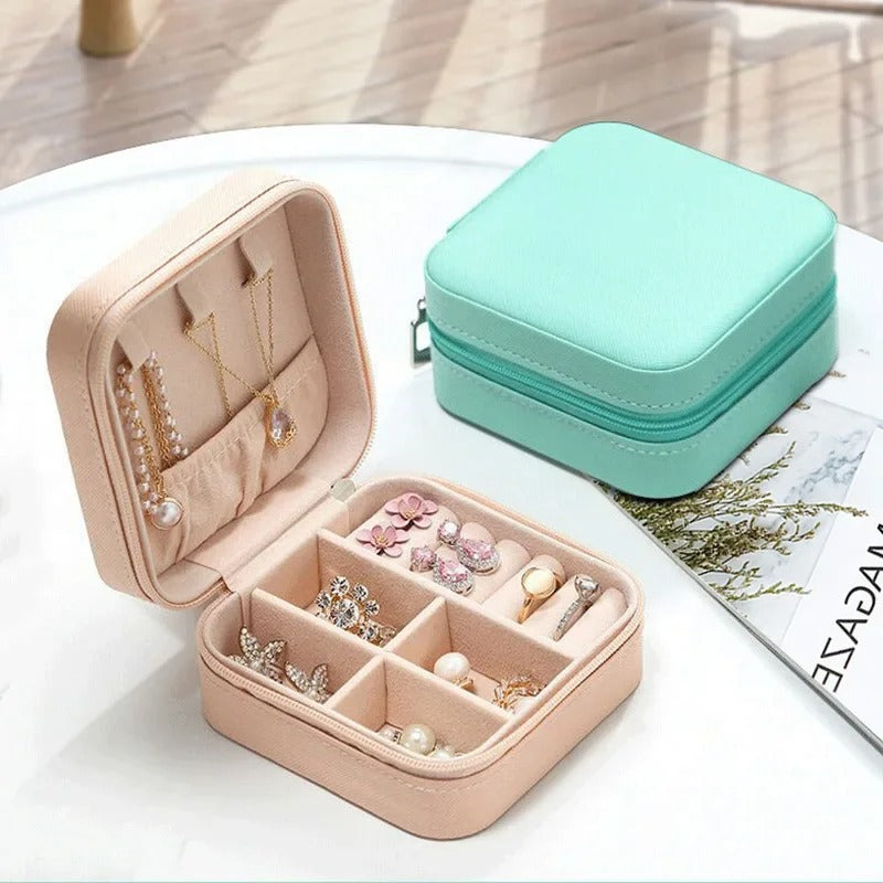 Mini leather jewelry box