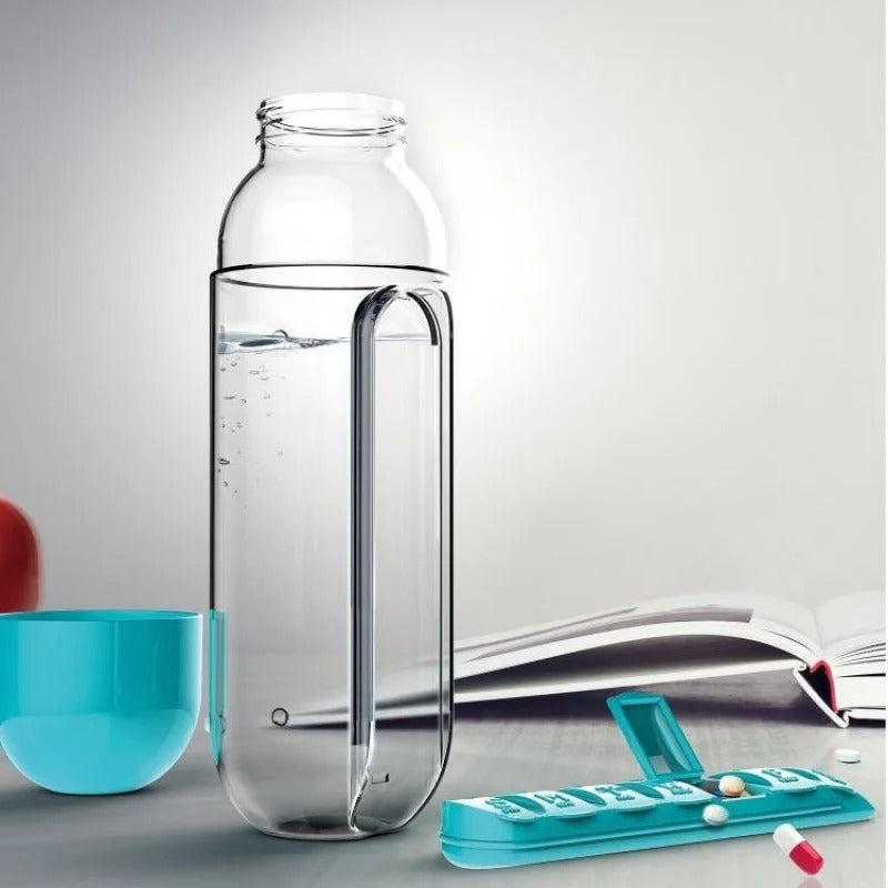 2 in 1 Water Bottle and Daily Pill Organizer